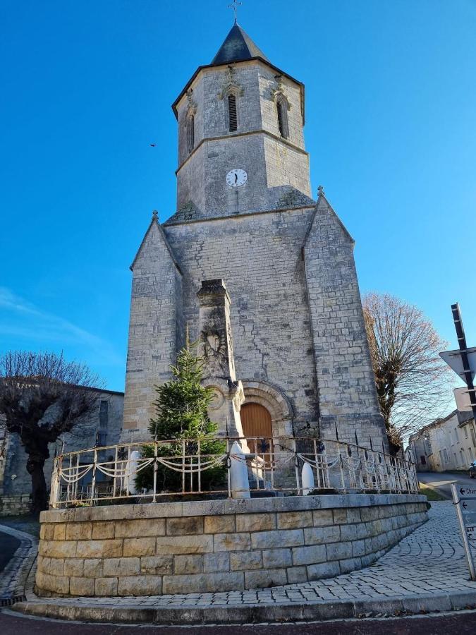 Tusson Chambres D'Hotes Charente Exterior photo