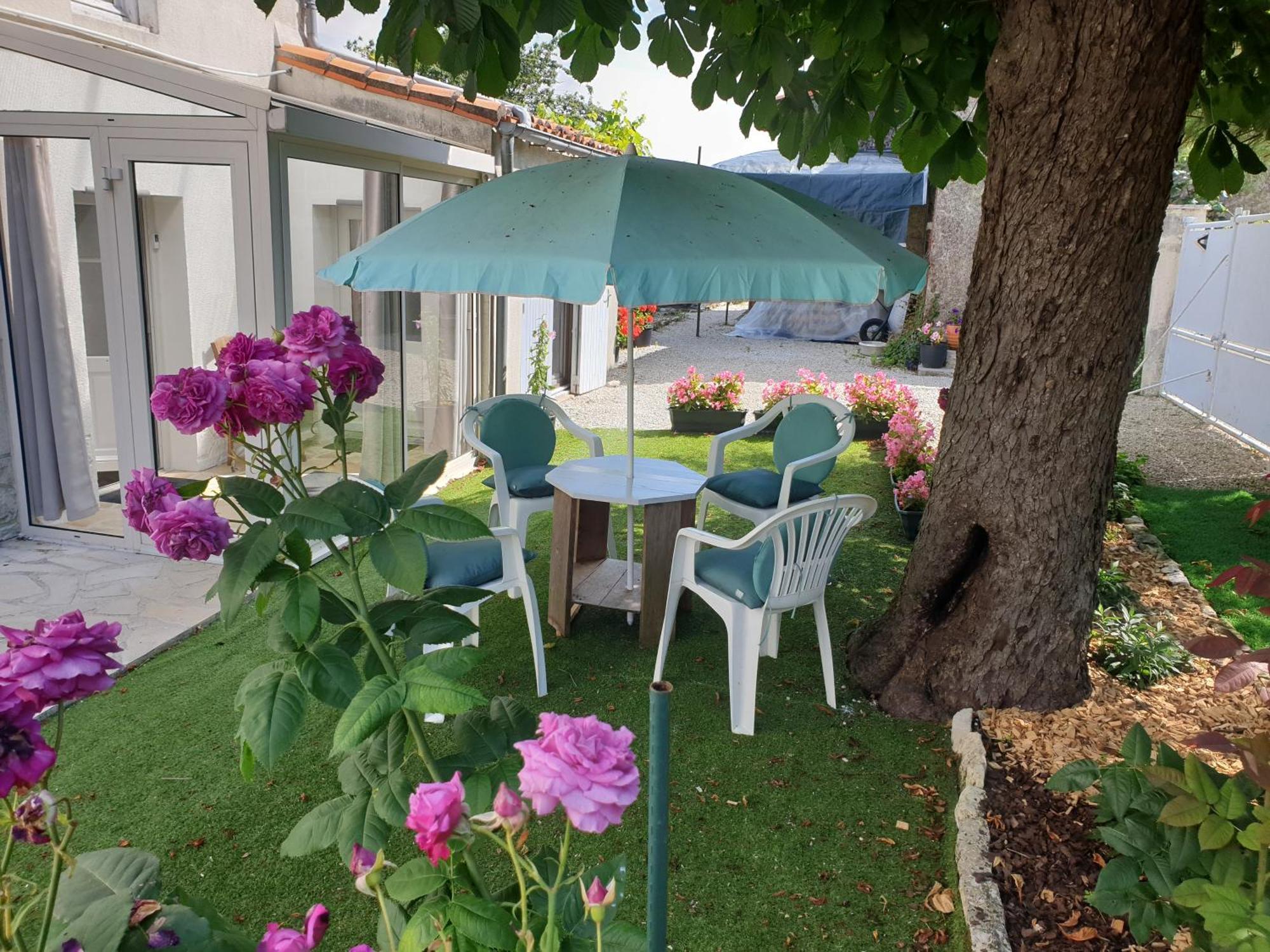 Tusson Chambres D'Hotes Charente Exterior photo